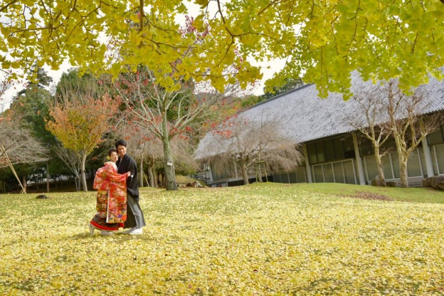 結婚式の前撮りを和装でのロケーション撮影