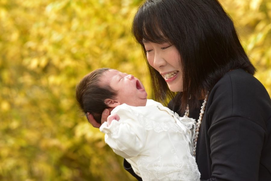 松尾大社でお宮参りの赤ちゃんの写真