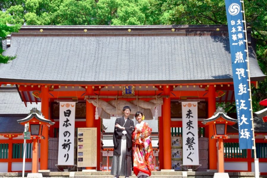 熊野速玉大社と熊野古道と那智浜での結婚式の前撮り写真