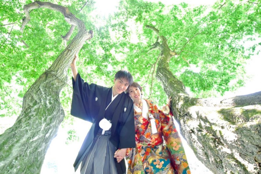 結婚式の前撮りを奈良公園で和装の写真
