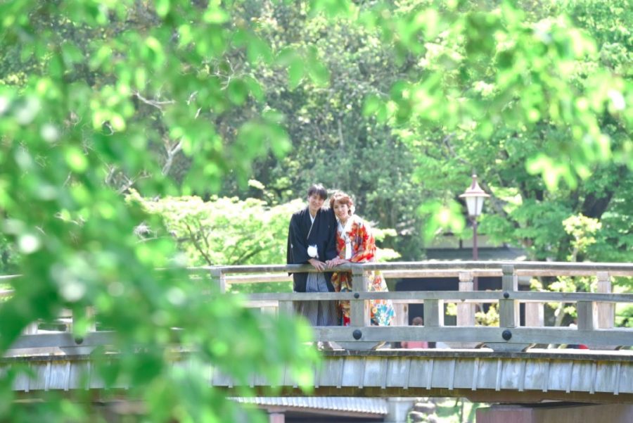 結婚式の前撮りを奈良公園で和装の写真