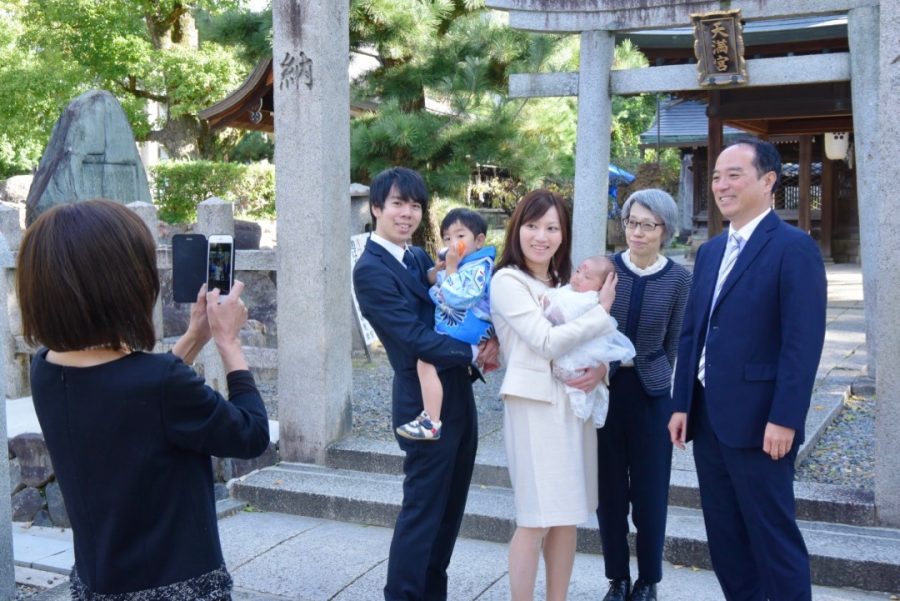 御香宮神社でお宮参りと七五三の記念写真撮影