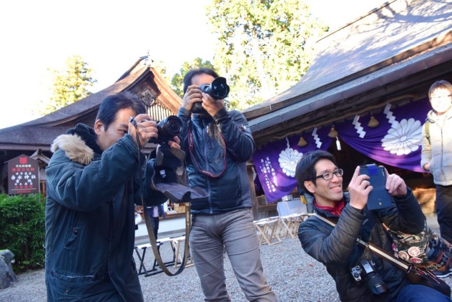 紅葉の吉野山の吉水神社の結婚式