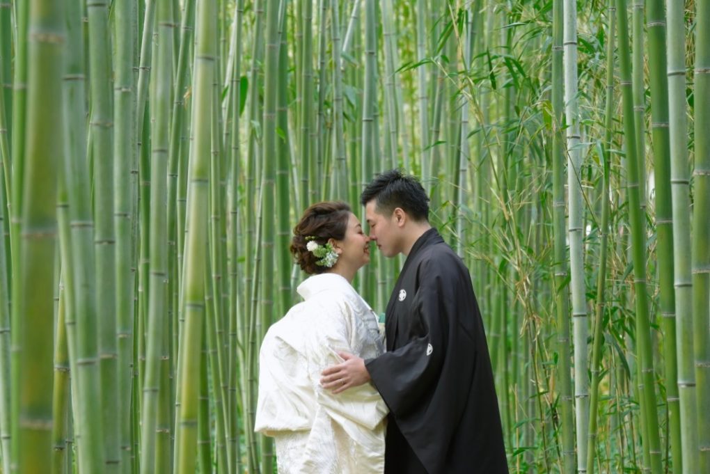 京都の神社と竹林で和装の前撮り写真撮影