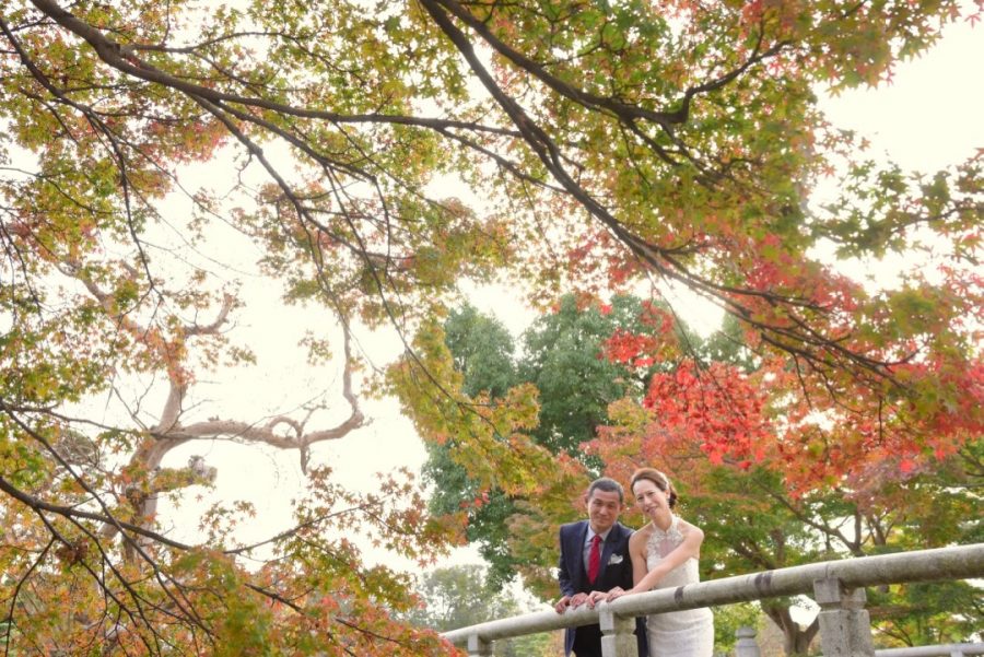 奈良公園でドレスの前撮りロケーション撮影